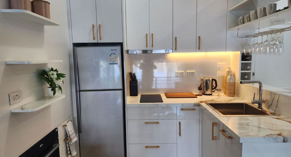 For rent 2 bedrooms townhouse in Thalang, Phuket