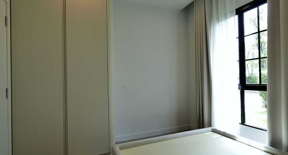 For sale 4 bedrooms house in Pak Kret, Nonthaburi