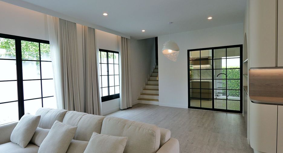 For sale 4 bedrooms house in Pak Kret, Nonthaburi