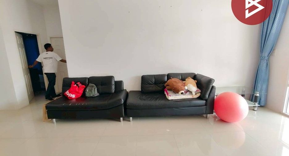 For sale 3 bedrooms house in Mueang Chanthaburi, Chanthaburi