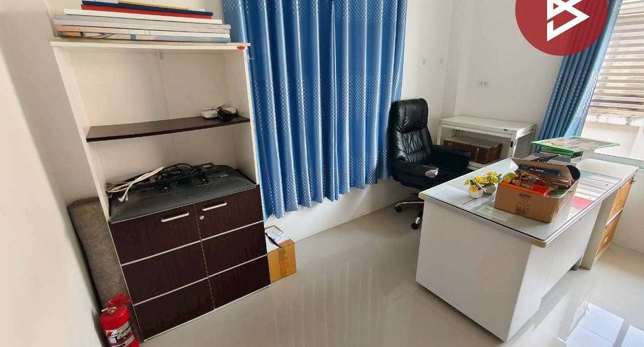 For sale 3 bedrooms house in Mueang Chanthaburi, Chanthaburi