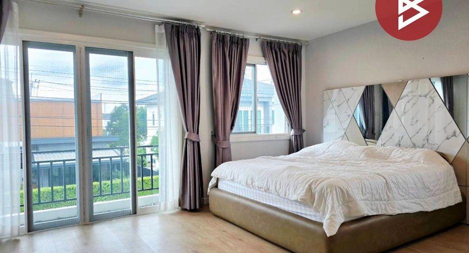 For sale 4 bedrooms house in Bang Khae, Bangkok