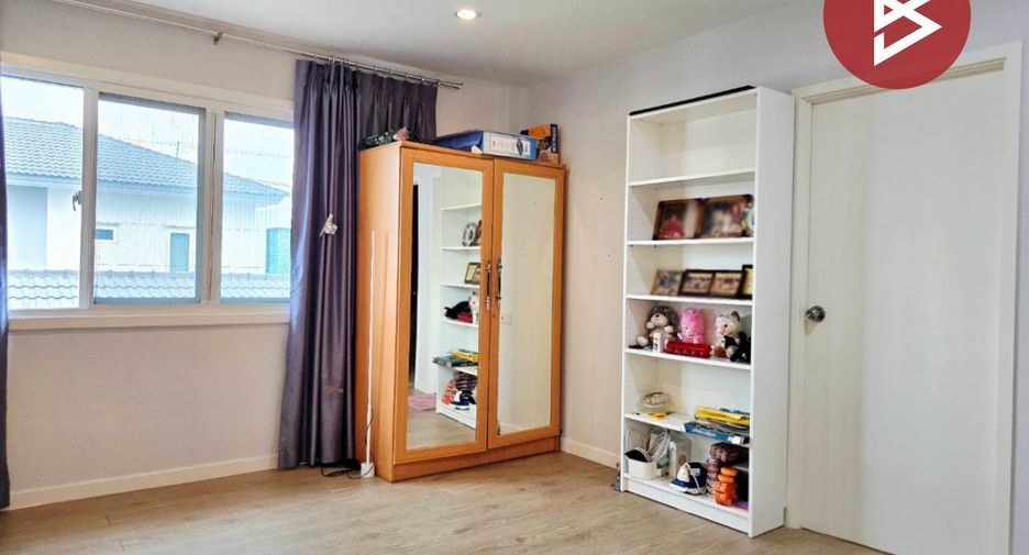 For sale 4 bedrooms house in Bang Khae, Bangkok