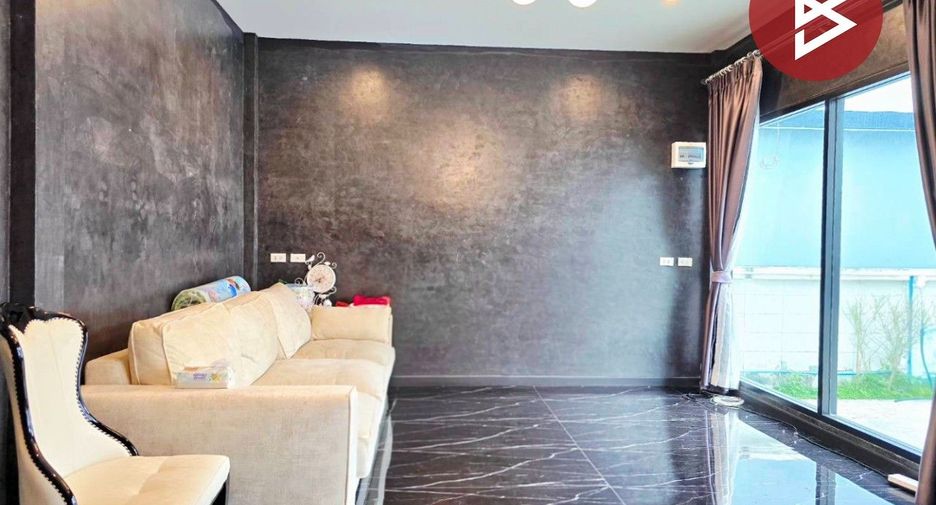 For sale 4 bedrooms house in Bang Khae, Bangkok