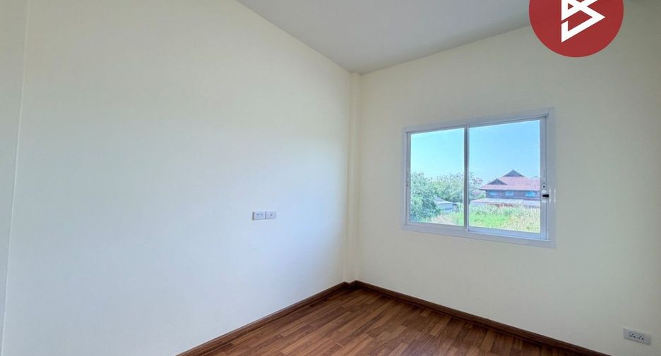 For sale 3 bedrooms townhouse in Mueang Chon Buri, Chonburi