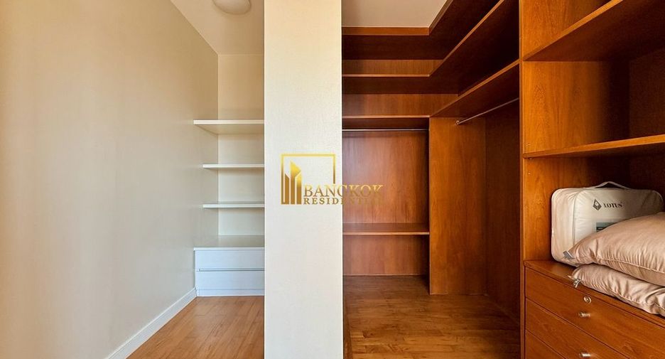 For rent 4 bedrooms condo in Watthana, Bangkok