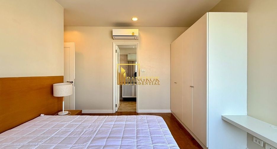 For rent 4 bedrooms condo in Watthana, Bangkok