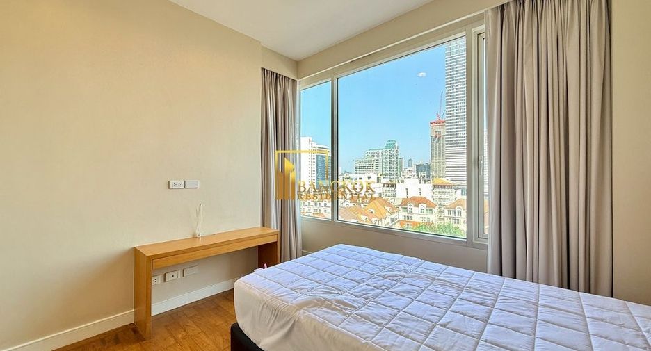 For rent 4 bedrooms condo in Watthana, Bangkok