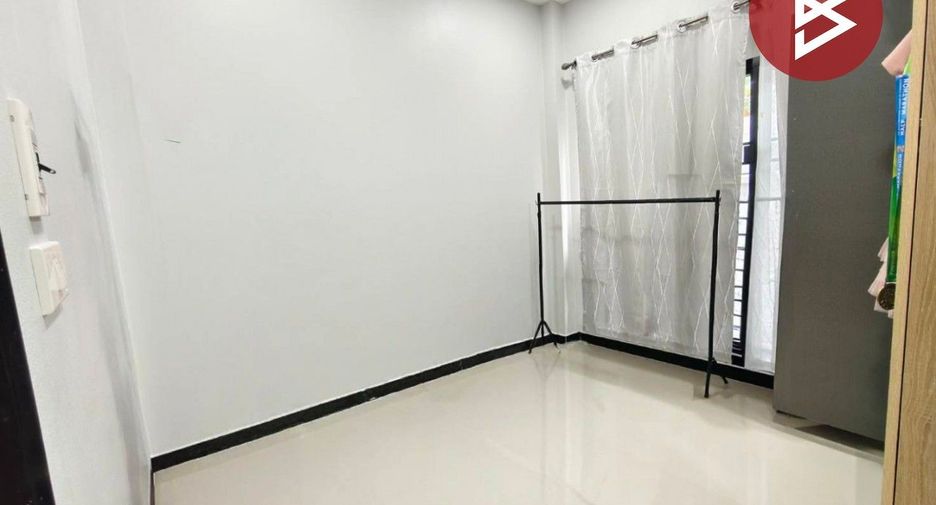 出售 3 卧室 独立屋 在 Ban Pong, Ratchaburi
