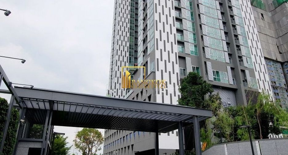 À louer 2 chambres condo à Huai Khwang, Bangkok