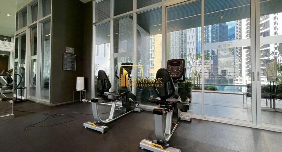 For rent 2 bedrooms condo in Huai Khwang, Bangkok