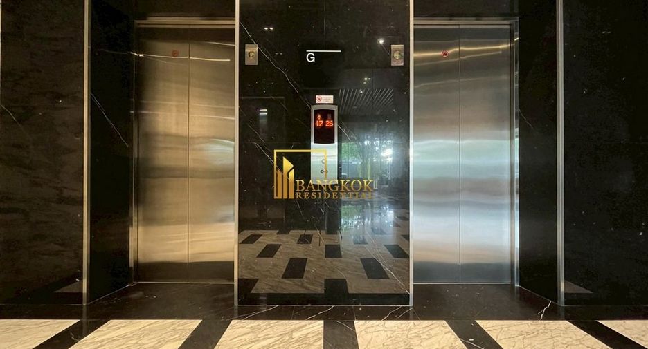 For rent 2 bedrooms condo in Huai Khwang, Bangkok