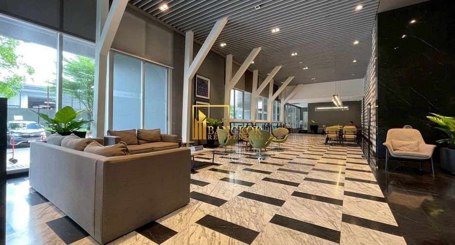 For rent 2 bedrooms condo in Huai Khwang, Bangkok