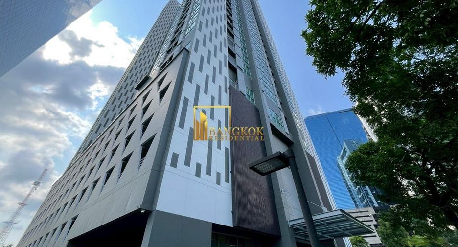 For rent 2 bedrooms condo in Huai Khwang, Bangkok