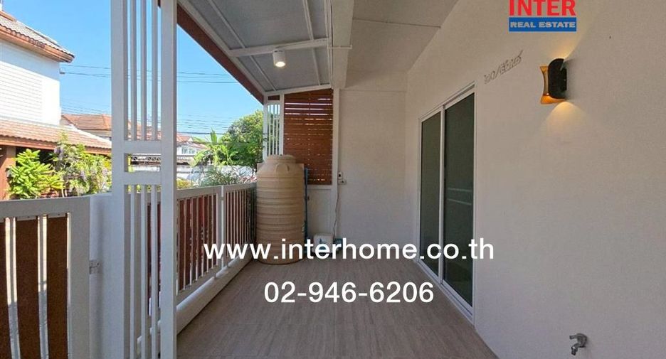 For sale 3 bedrooms townhouse in Khlong Sam Wa, Bangkok