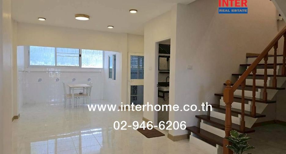 For sale 3 bedrooms townhouse in Khlong Sam Wa, Bangkok