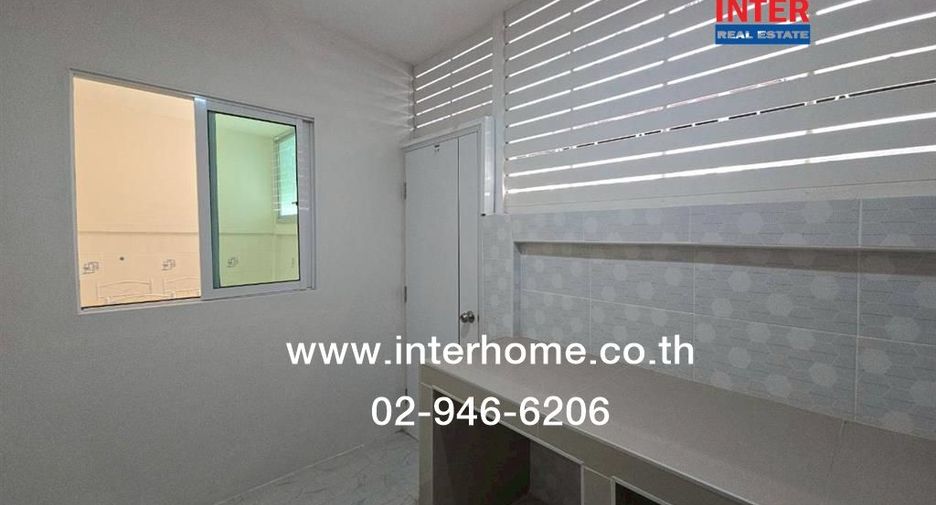 For sale 3 bedrooms townhouse in Khlong Sam Wa, Bangkok