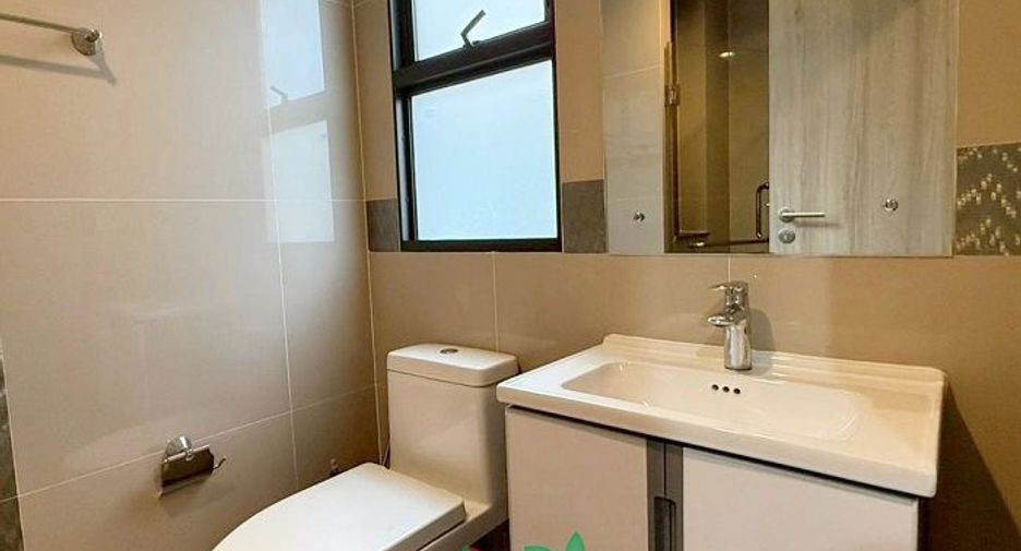 For sale 6 bedrooms house in Don Mueang, Bangkok