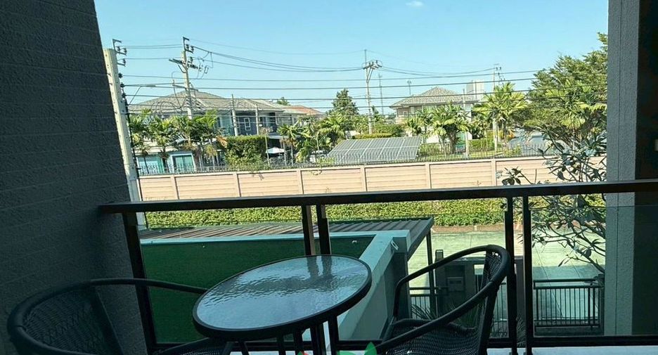 For sale 6 bedrooms house in Don Mueang, Bangkok