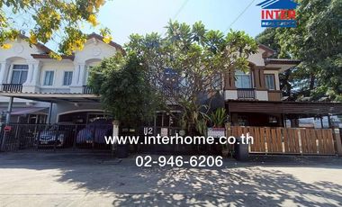 Casa adosada en venta de 3 habitaciones en Suan Luang, Bangkok