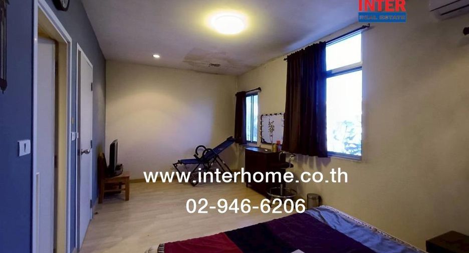 Casa adosada en venta de 3 habitaciones en Suan Luang, Bangkok