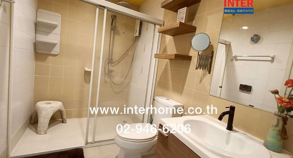 Casa adosada en venta de 3 habitaciones en Suan Luang, Bangkok