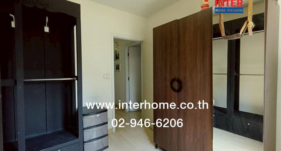 Casa adosada en venta de 3 habitaciones en Suan Luang, Bangkok