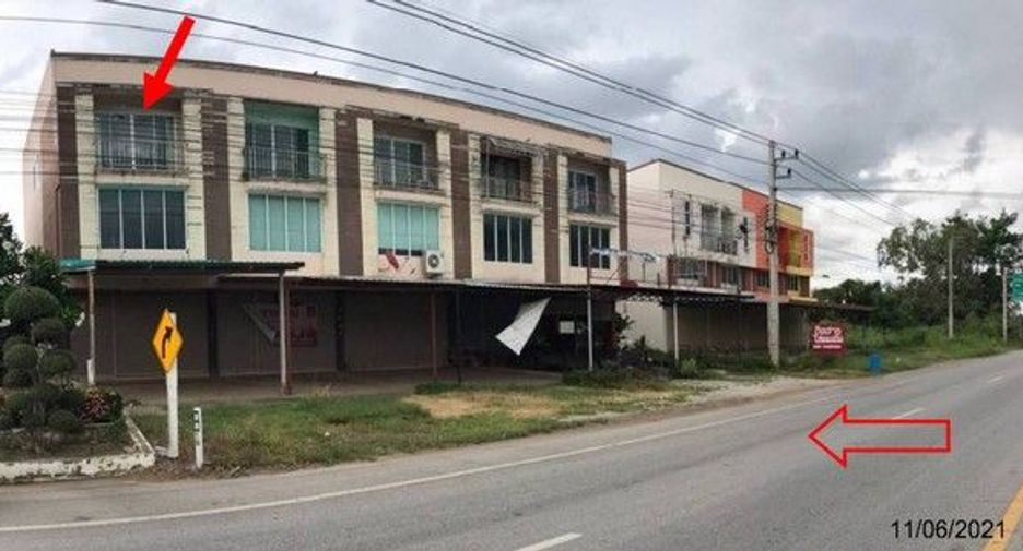 Gewerbefläche zum Kauf mit 1 Zimmer in Khlong Lan, Kamphaeng Phet