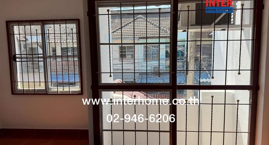 For sale 2 bedrooms townhouse in Sai Mai, Bangkok
