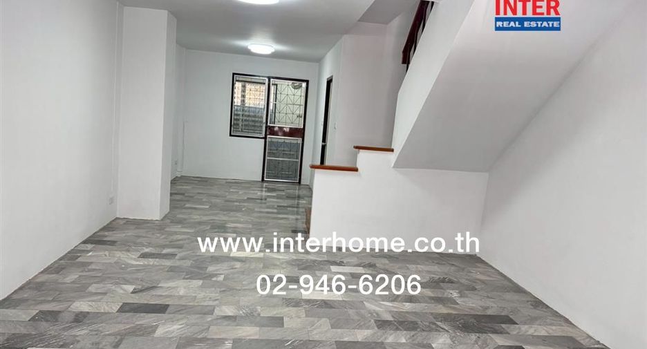 For sale 2 bedrooms townhouse in Sai Mai, Bangkok