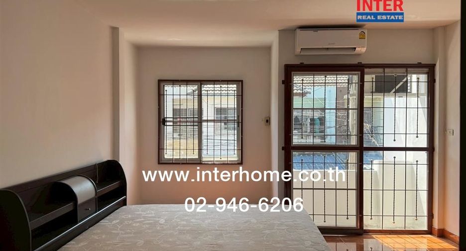 For sale 2 bedrooms townhouse in Sai Mai, Bangkok