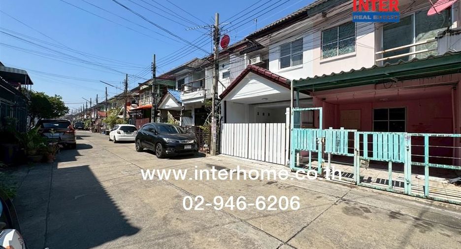 For sale 2 bedrooms townhouse in Sai Mai, Bangkok