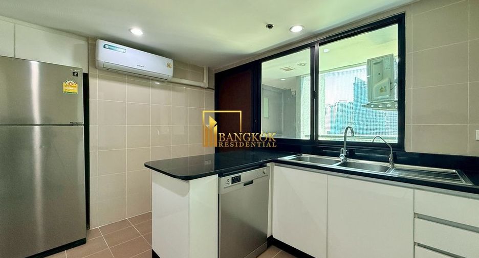 Apartamento en alquiler de 3 habitaciones en Watthana, Bangkok