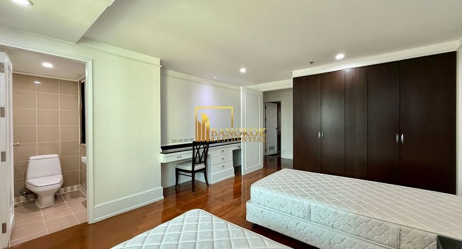 Apartamento en alquiler de 3 habitaciones en Watthana, Bangkok