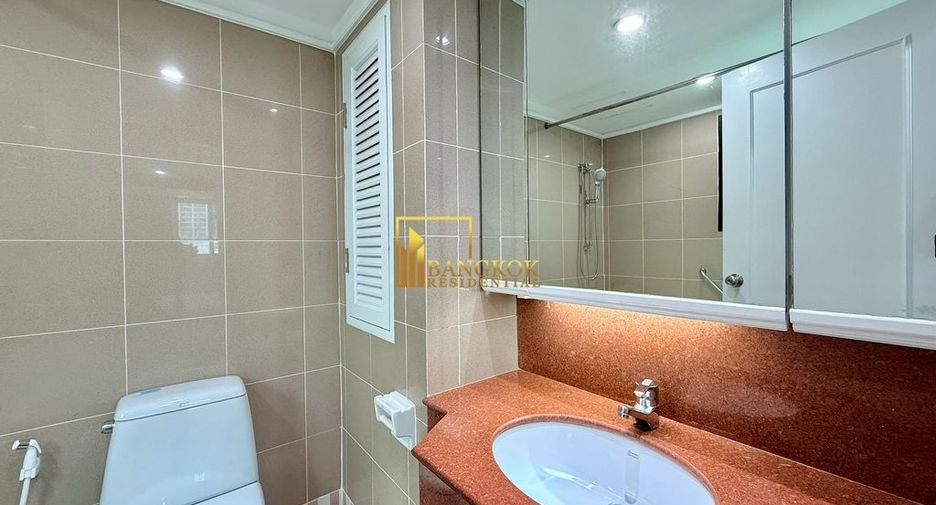 Apartamento en alquiler de 3 habitaciones en Watthana, Bangkok