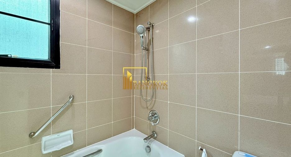 Apartamento en alquiler de 3 habitaciones en Watthana, Bangkok