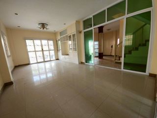 For sale 3 bedrooms house in Khlong Luang, Pathum Thani