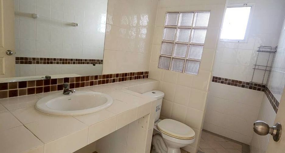 Casa en venta de 3 habitaciones en Khlong Luang, Pathum Thani