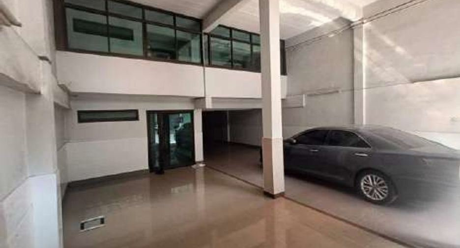 For sale retail Space in Don Mueang, Bangkok