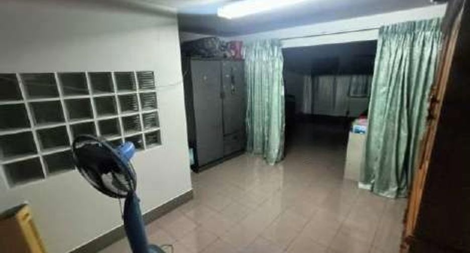 For sale retail Space in Don Mueang, Bangkok