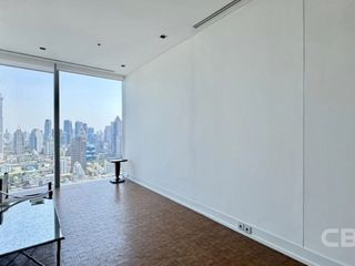 Wohnung zum Kauf mit 2 Zimmer in Sathon, Bangkok