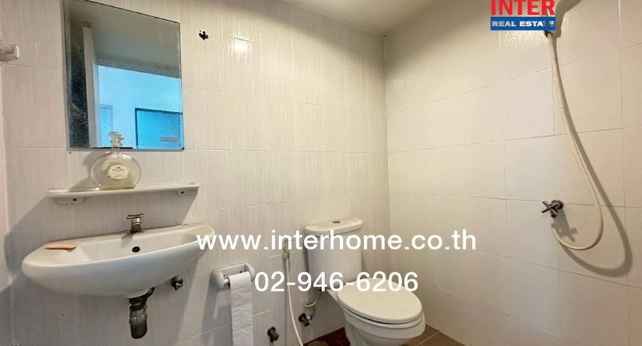 Reihenhaus zum Kauf mit 3 Zimmer in Lam Luk Ka, Pathum Thani