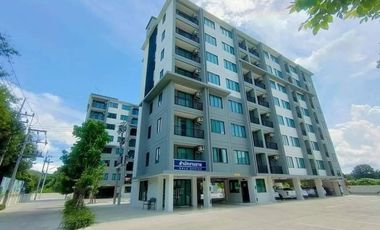 For sale 1 bed condo in Si Racha, Chonburi