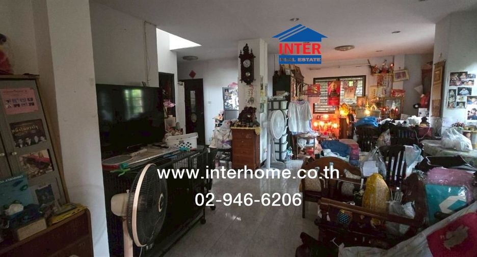 For sale 5 bedrooms house in Min Buri, Bangkok