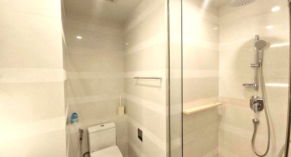 For sale 1 bed condo in Khlong Toei, Bangkok