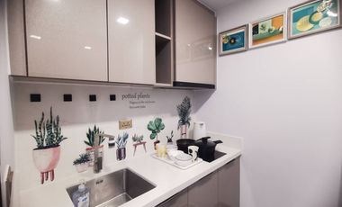 For rent and for sale 1 bed condo in Huai Khwang, Bangkok