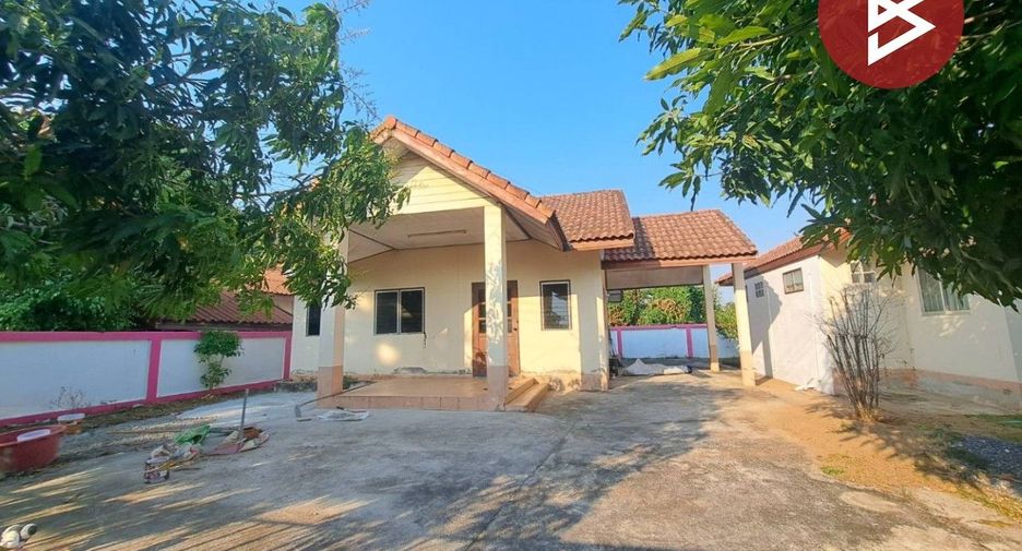For sale 2 bedrooms house in Mueang Nakhon Sawan, Nakhon Sawan