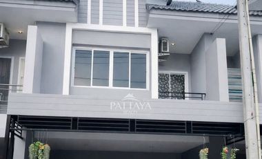 Haus zum Kauf mit 2 Zimmer in Bang Lamung, Chonburi