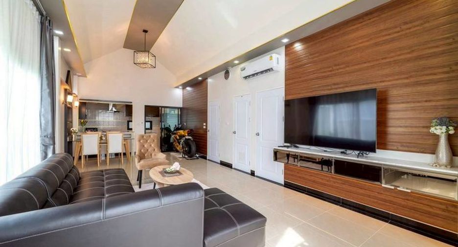 Haus zum Kauf mit 3 Zimmer in Bang Lamung, Chonburi