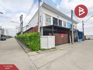 For sale 2 bedrooms townhouse in Mueang Nakhon Pathom, Nakhon Pathom